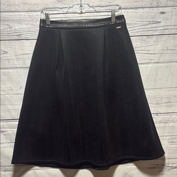 Dresses & Skirts - Armani Exchange Pleated skirt